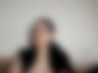 Aria's Live Sex Cam Show