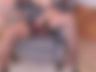 Live cam show with AryaEvee - Cum Mature on Camsoda