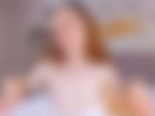 Live cam show with Camilla-Kell - New Shaved Pussy on Free Soda