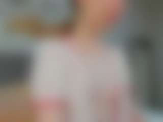 Live cam show with Camilla-Kell - Gray Eyes on Camsoda