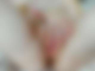Live cam show with Camilla-Kell - Doggy on slutload