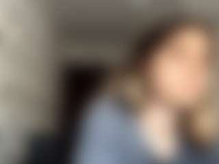 CarriVenema's Live Sex Cam Show