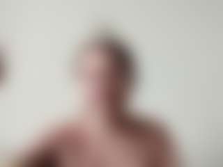 Live cam show with ColleenMckenize - New Blowjob on AdultVida.com