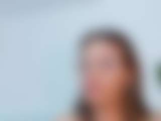 Live cam show with doll-naugthy - Brown Hair on Milfs Live