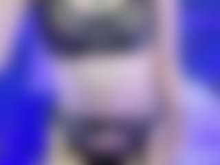 Elynvall01's Live Sex Cam Show