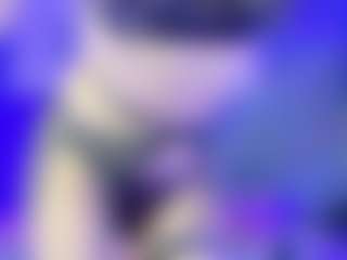 Elynvall01's Live Sex Cam Show
