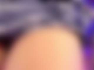 Elynvall01's Live Sex Cam Show