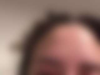 emmyrobinson192's Live Sex Cam Show