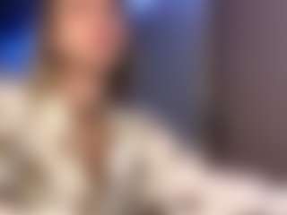 Live cam show with JulianSamaniego - Public on Camsoda