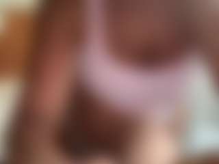 Live cam show with kailaniflow - Butt Plug on livesuperchat.net
