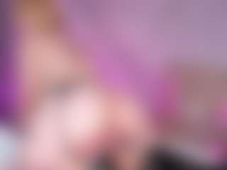 Live cam show with Kendall-Milleer - Fuck Machine on Chatstar