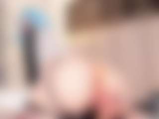 Live cam show with Kendall-Milleer - Tittyfuck on Mixed Magazine Live