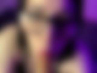Live cam show with LanaLutzx - HD on Streamer API