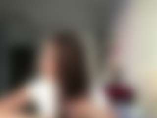 Live cam show with MamieBreedan - Brown Hair Teen (18+) on Free Soda