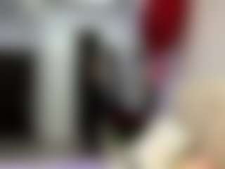 Live cam show with MamieBreedan - Granny on CamSodaAdn