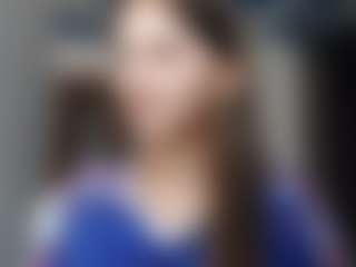 Live cam show with Violetta Battistini - Brown Eyes Mature on CamClone