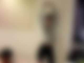 Live cam show with Carmen - Public Brown Hair on Dare Cams