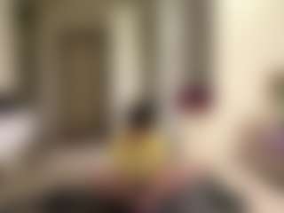 Live cam show with Carmen - Oil on Camsoda