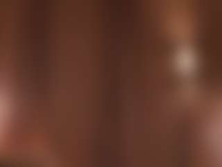 Show en direct avec The-adelheid - Red Hair sur Camsoda