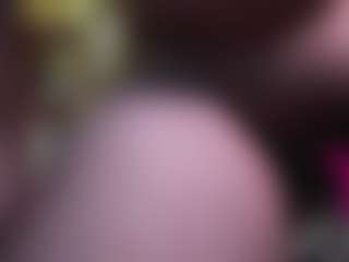 Live cam show with violettabond - Spank on Camsoda