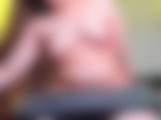Live cam show with violettabond - Ass Bouncing on Camsoda