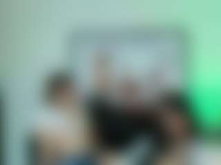 Live cam show with violettabond - Squirt on TeamSkeetLive