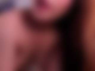 Live cam show with violettabond - Brown Hair Petite on ObeyMaria