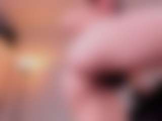 Live cam show with violettabond - Moaning on Camsoda