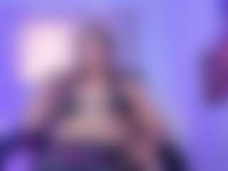 Live cam show with abella-danger09 - Teen (18+) on Dare Cams