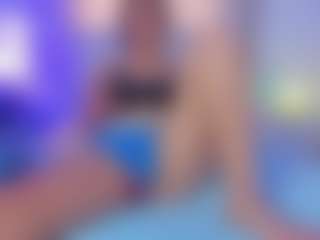 abella-danger09's Live Sex Cam Show
