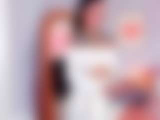 Live cam show with AliceBanks - Drinking on Fit Hotties