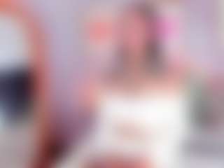 Live cam show with AliceBanks - Fingering on studioflirtlive.com