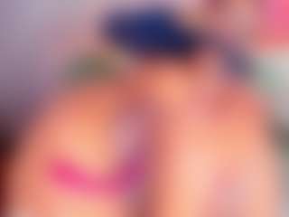Live cam show with AliceBanks - Lovense on Milfs Live