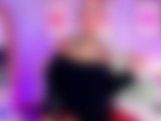 Live cam show with AliceBanks - Drinking on sexylive.show