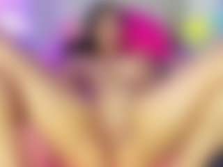 Live cam show with aliyah-sweet - Body Massage on Camiplay Live