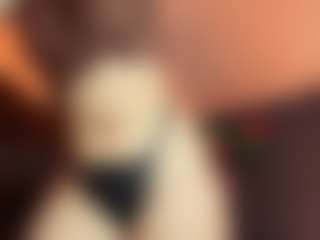 Amaarella28's Live Sex Cam Show