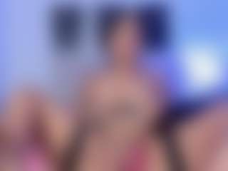 aurora-021's Live Sex Cam Show