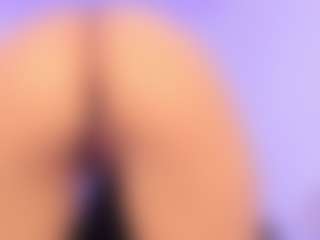aurora-021's Live Sex Cam Show