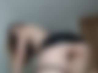 Live cam show with Dollface14 - Body Massage on Camsoda
