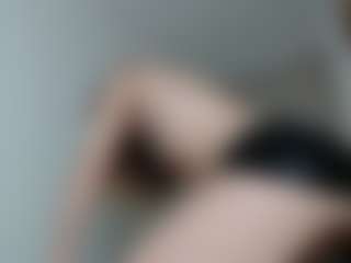 Live cam show with Dollface14 - Body Massage on sexytreat.net