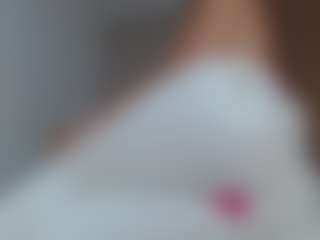 Live cam show with Dollface14 - Body Massage on Camsoda