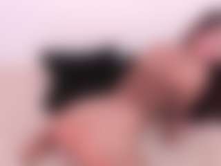 Live cam show with karoll1mathias - Strip on madthumbs