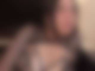 LaurynBm's Live Sex Cam Show