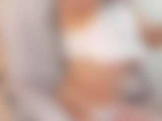 LaurynBm's Live Sex Cam Show