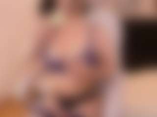 LaurynBm's Live Sex Cam Show