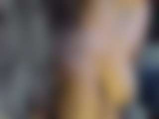Mia's Live Sex Cam Show