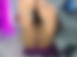Live cam show with Mia - Colombia Young Adult on Chatstar