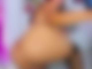 Mia's Live Sex Cam Show