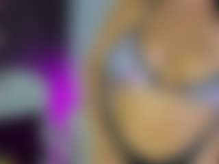 Live cam show with Mia - Hairy Pussy on SinfulBabes