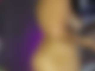 Live cam show with Mia - Ebony on 1on1-livenow | colombia
